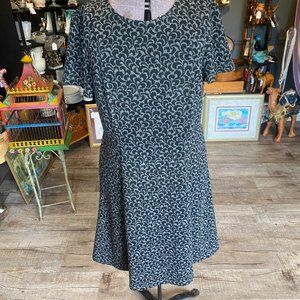 Ann Taylor Loft Size 10 Black/Gray Poly Blend Short Sleeve Midi Dress